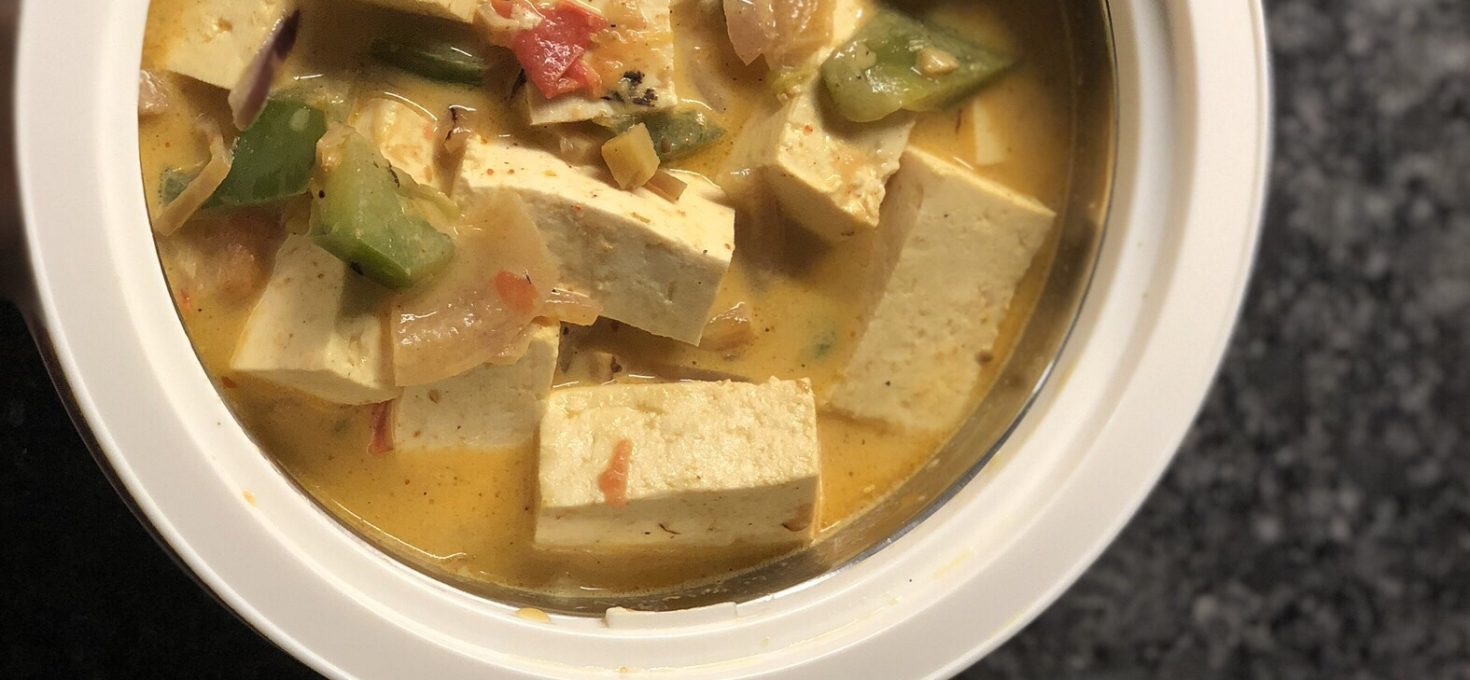 Tofu in Coconut Curry