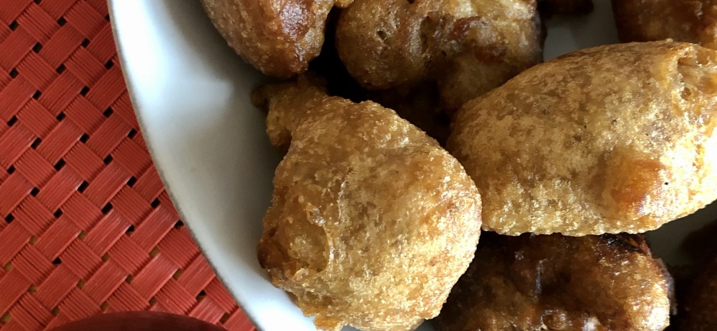 Gulgule aur Pude, Sweet Whole Wheat Fritters and Pancakes